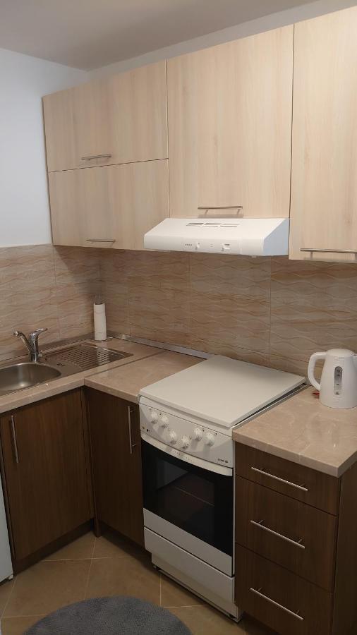 Apartments Tulipan - With Free Private Parking Garage Mostar Exteriör bild