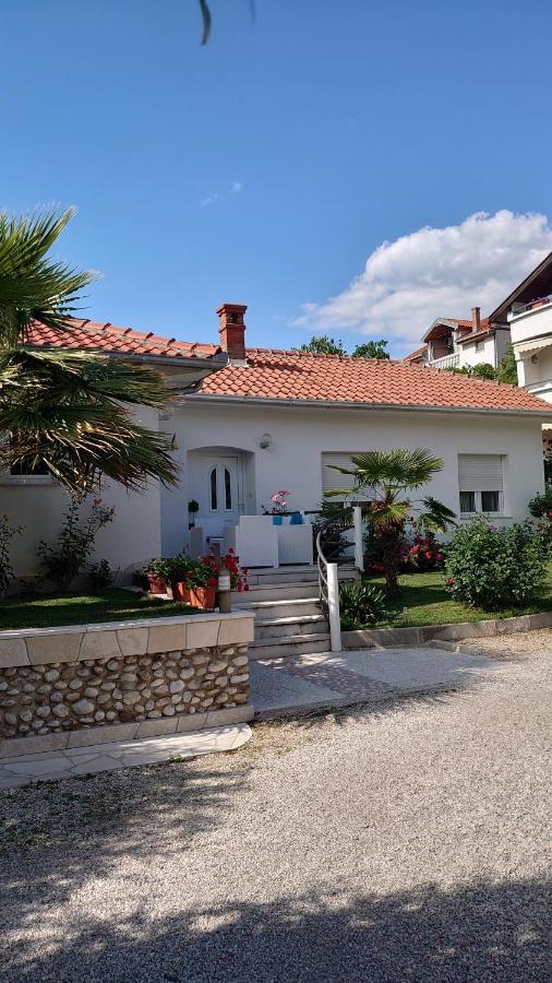 Apartments Tulipan - With Free Private Parking Garage Mostar Exteriör bild
