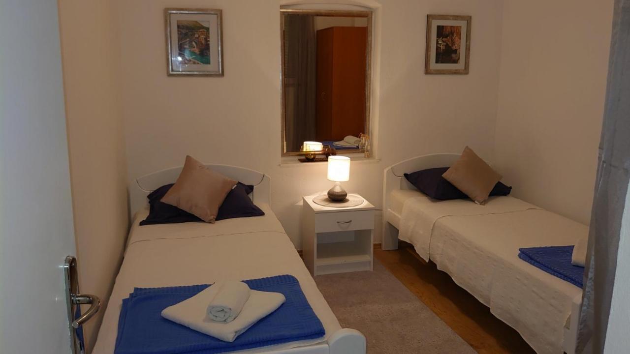 Apartments Tulipan - With Free Private Parking Garage Mostar Exteriör bild
