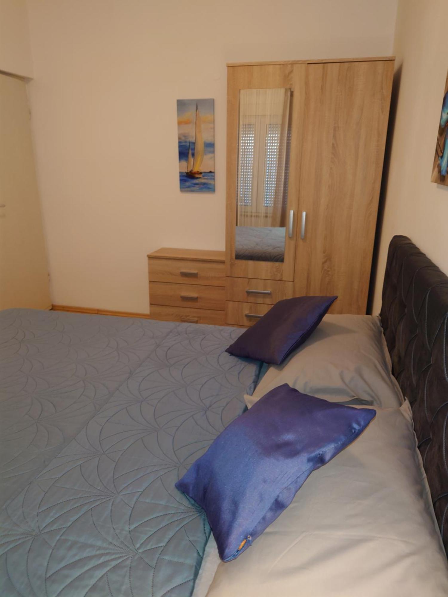 Apartments Tulipan - With Free Private Parking Garage Mostar Exteriör bild