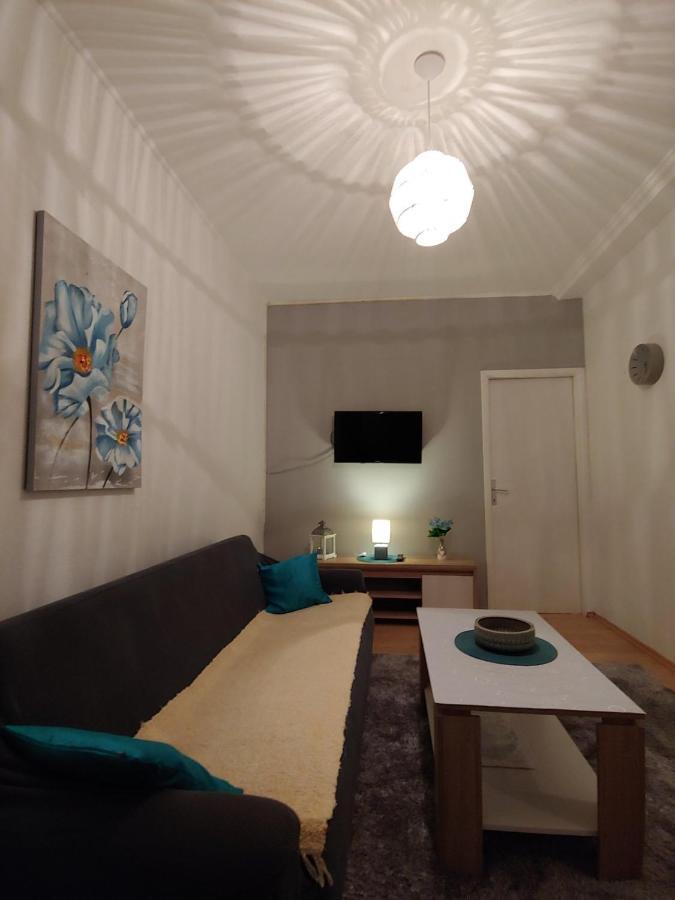 Apartments Tulipan - With Free Private Parking Garage Mostar Exteriör bild